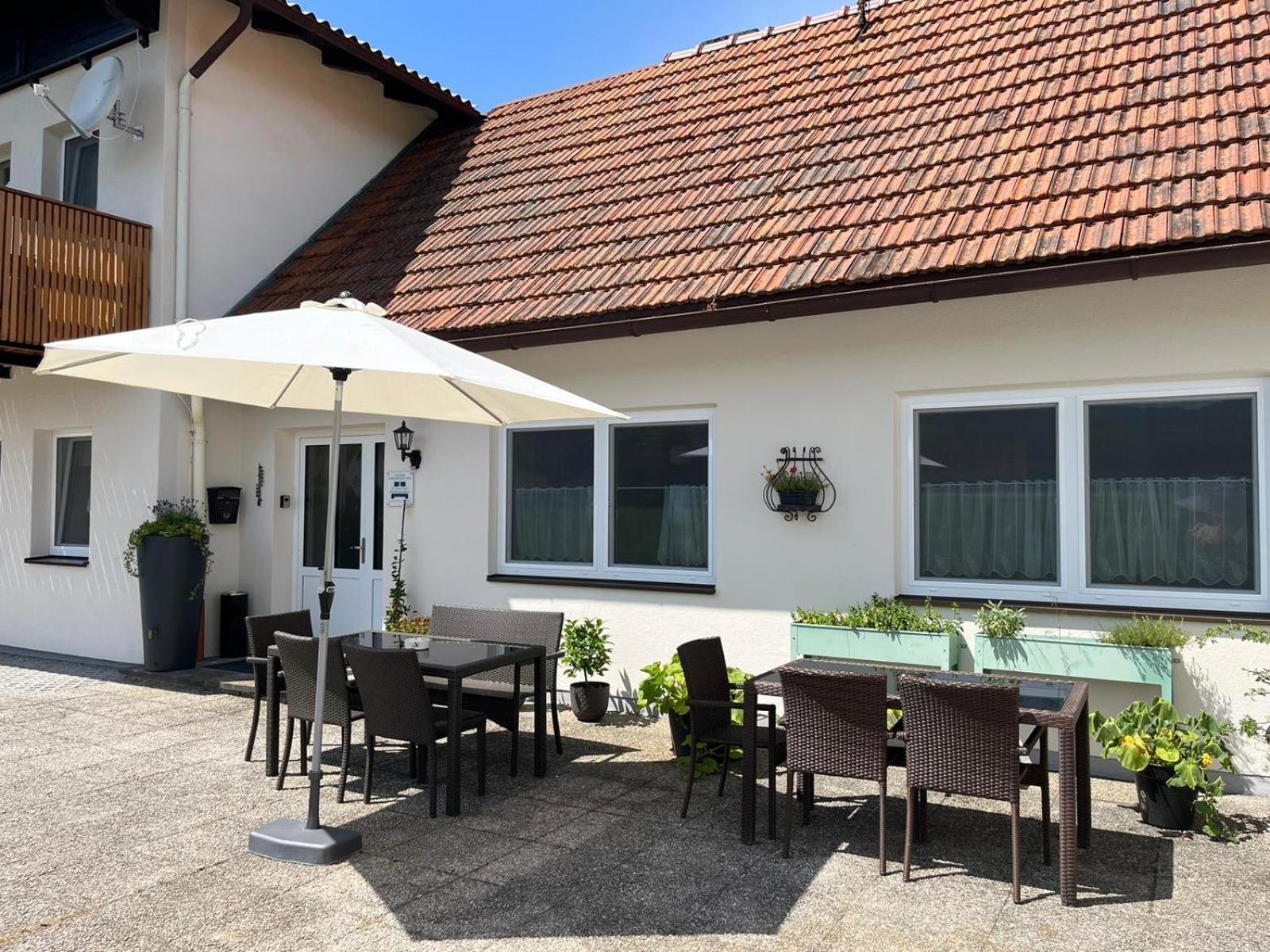 Danner Familien-Ferienwohnungen Schoerfling Am Attersee Exteriér fotografie